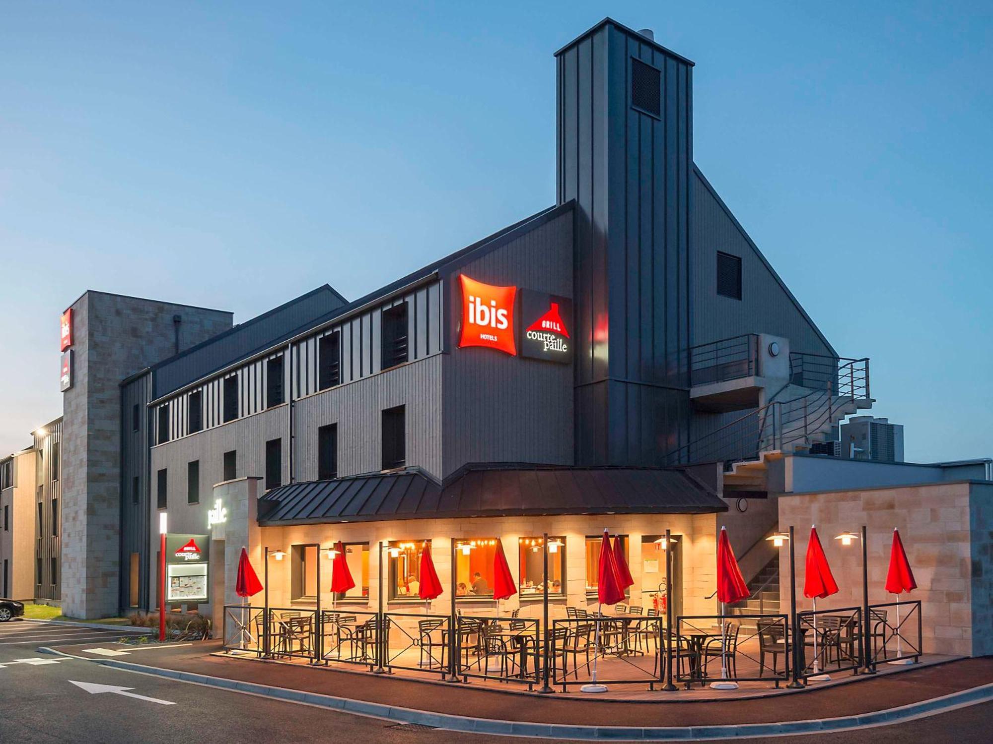 Ibis Pontorson Baie Du Mont Saint Michel Hotel Exterior photo